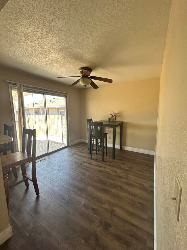 Building Photo - 3176 Achilles Dr