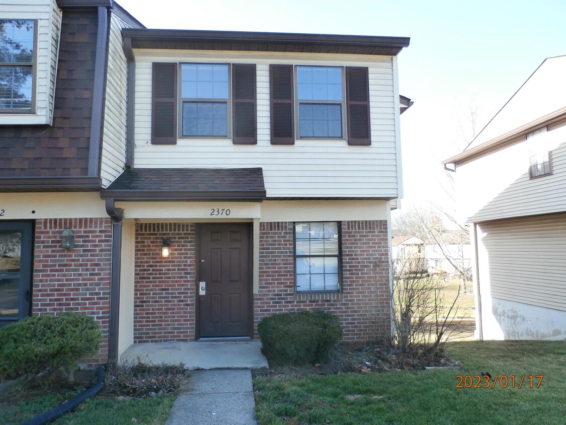 2370 S Henderson St, Bloomington, IN 47401 - Condo for Rent in ...