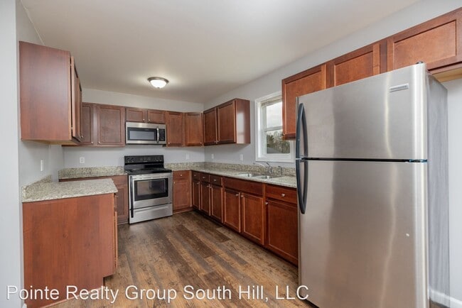 Building Photo - 3 br, 2 bath House - 1067 Halifax Street
