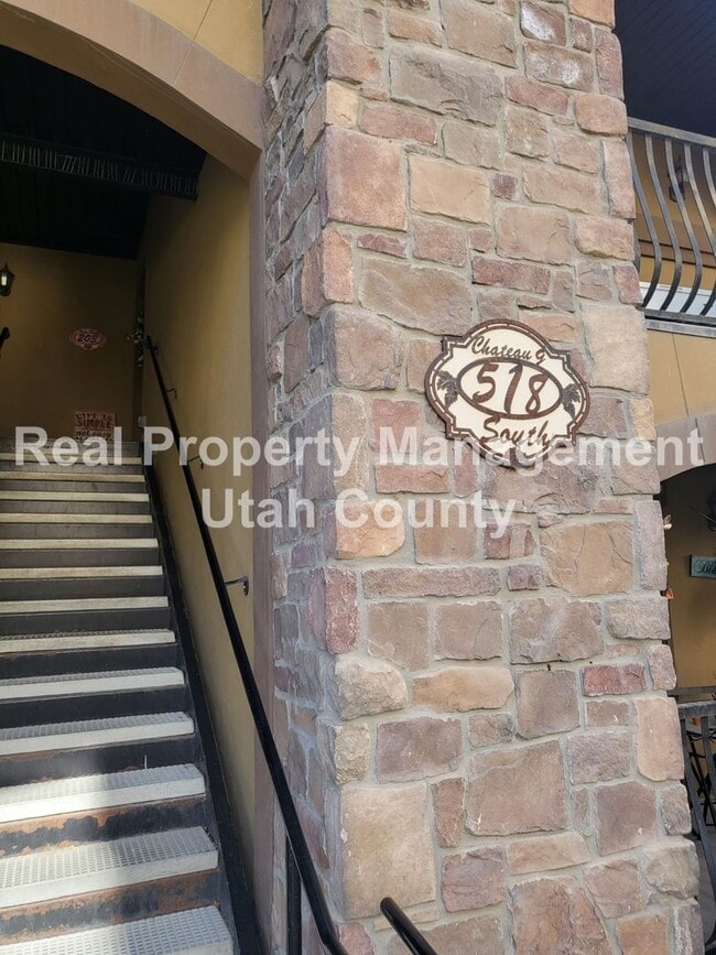 Building Photo - Beautiful Condo in Pleasant Grove