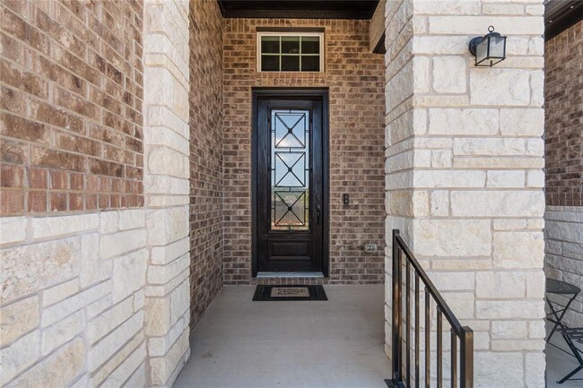 Building Photo - 2413 Choctaw Pl