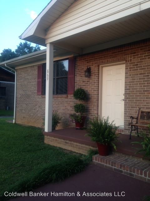Foto principal - 869 Blythewood Rd SW