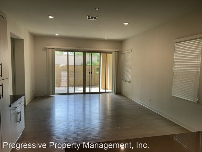 Building Photo - 4 br, 3 bath House - 233 Radial