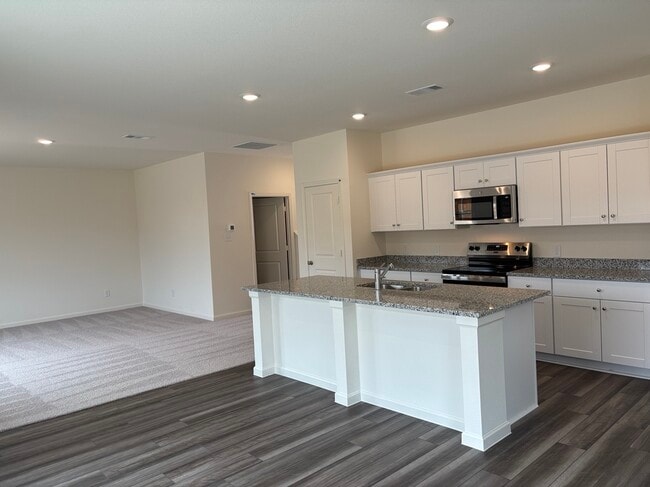 Foto del edificio - 1876 Purtis Crk Dr