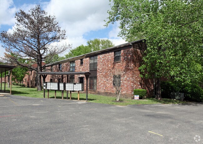 Foto del edificio - Raintree Apartments