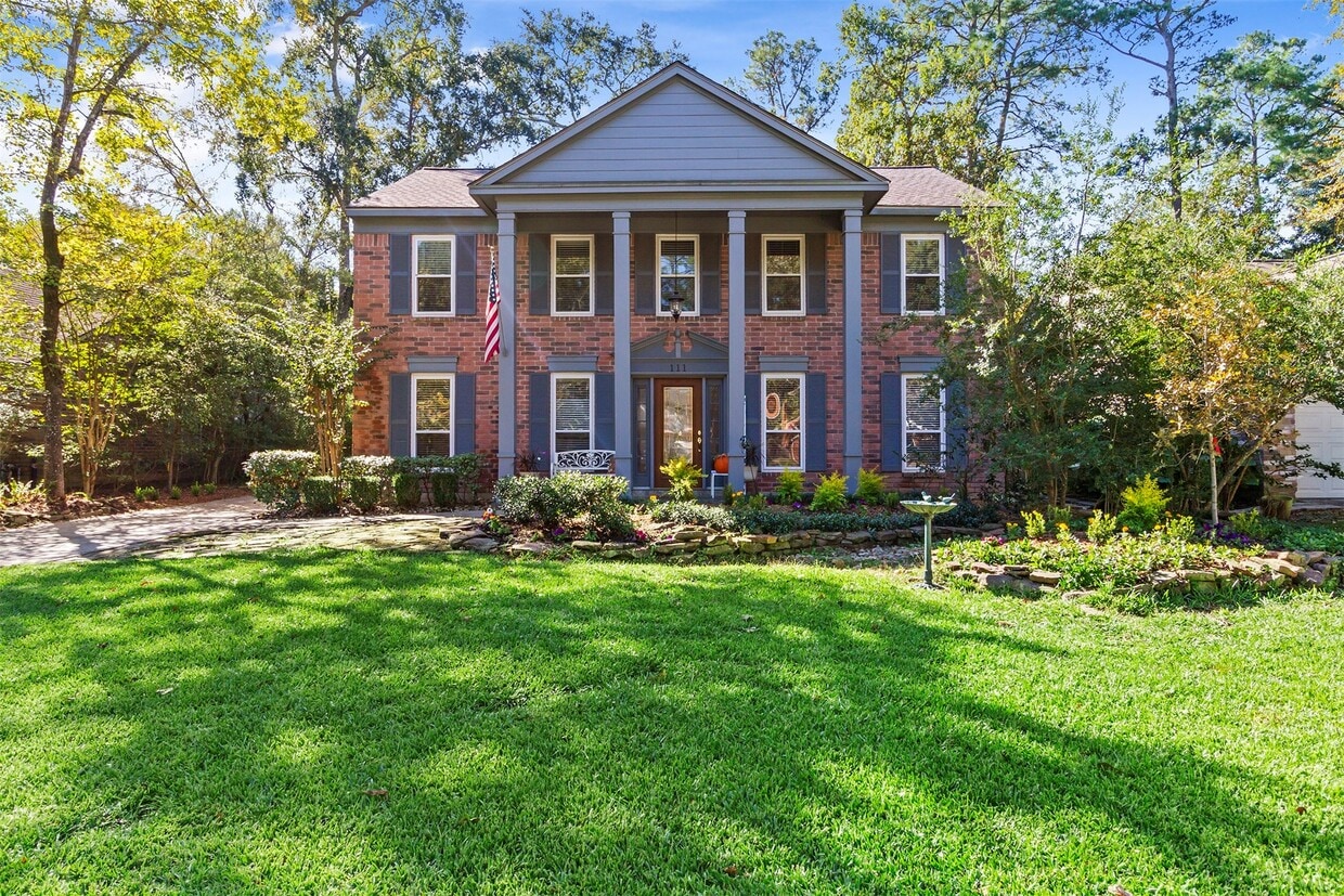 Foto principal - 111 S Village Knoll Cir