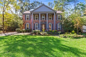 Building Photo - 111 S Village Knoll Cir