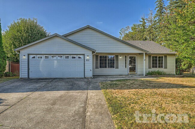 Building Photo - 803 NW 20th Cir