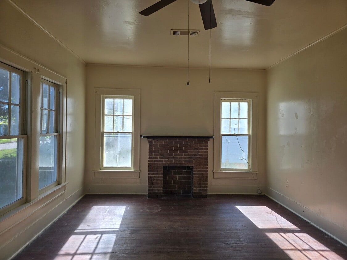 Foto del edificio - 2216 Olive St