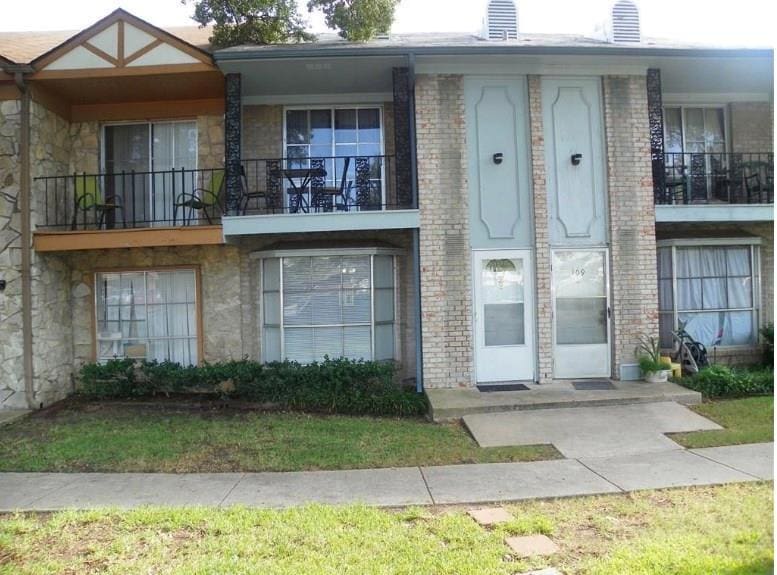 Primary Photo - 3420 Hidalgo Dr