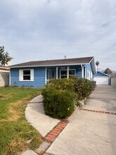 Building Photo - 12147 Hallwood Dr