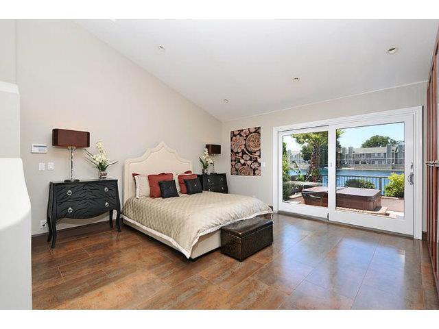 Foto del edificio - 756 Coronado Ln