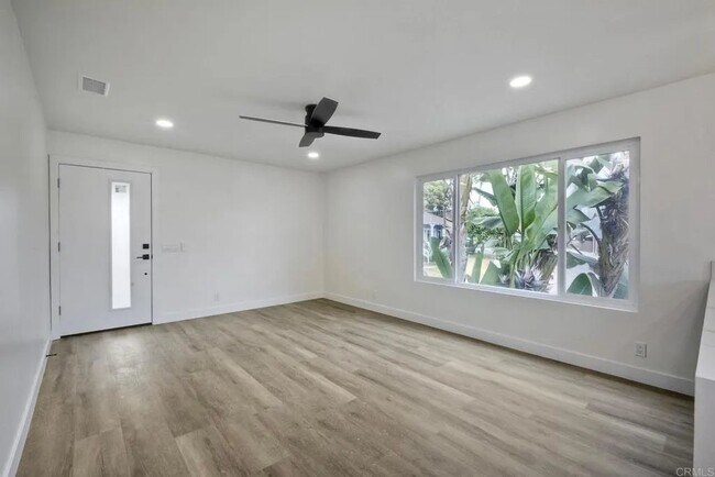 Building Photo - 162 Terracina Way