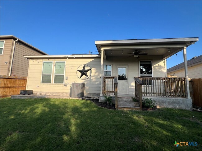 Foto del edificio - 146 Texas Thistle