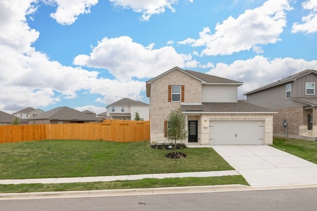 Building Photo - Contemporary Charm in Hightop Ridge | Spac...