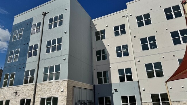 Building Photo - Frumencio Reyes Jr. Plaza