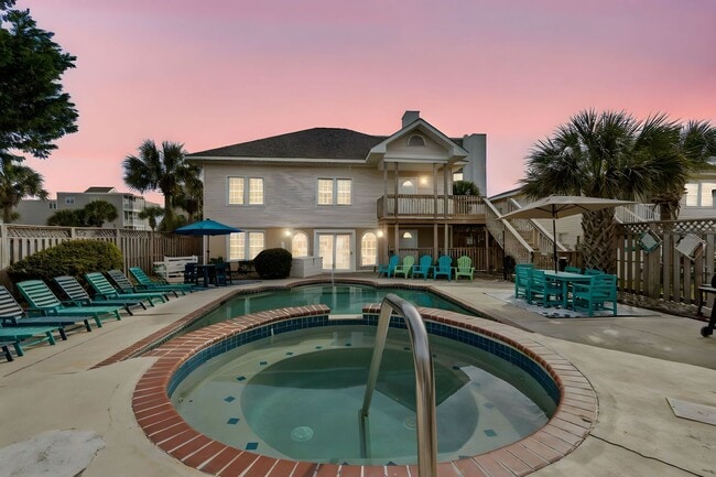 Building Photo - 4308 S Ocean Blvd