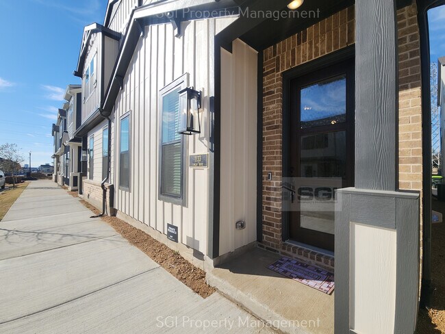 Foto del edificio - 1133 Concan Dr