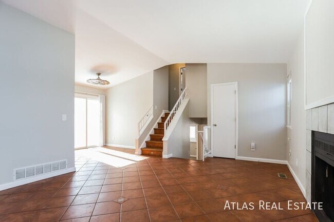 Foto del edificio - 4835 S Pitkin Way