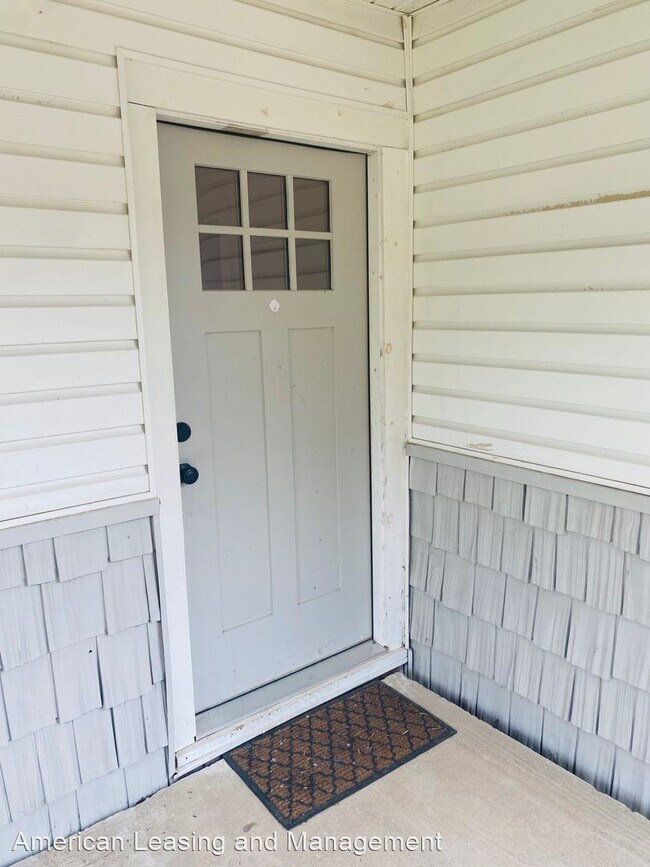 Building Photo - 3 br, 1.5 bath House - 115 6th Ave