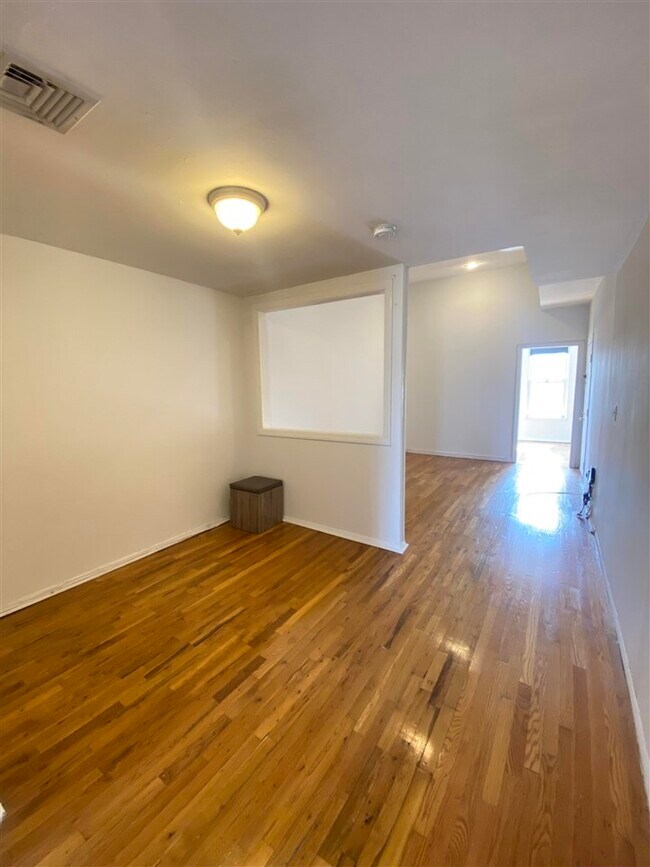 Foto del edificio - 1038 Willow Ave