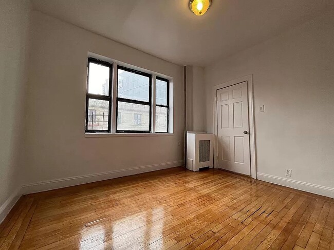 725 W 172nd St Unit 64, New York, NY 10032 - Room for Rent in New York ...