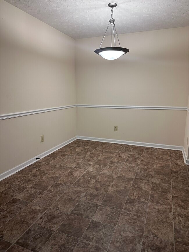 Greenleaf Apartments in Phenix City, AL