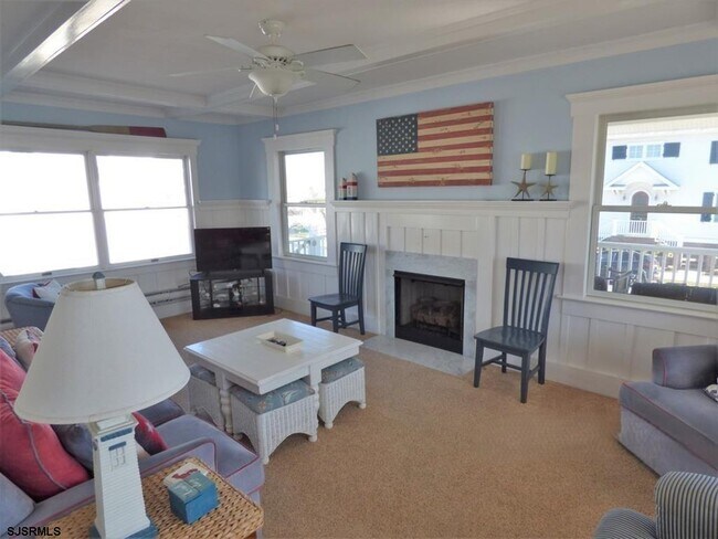 Building Photo - 875 Stenton Pl