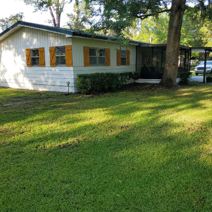 Primary Photo - 43197 Ratliff Rd