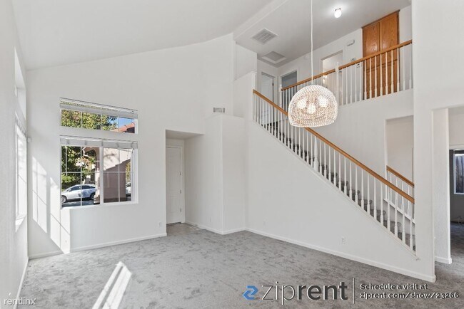 Building Photo - 4 br, 2.5 bath House - 1151 Santa Lucia Dr...