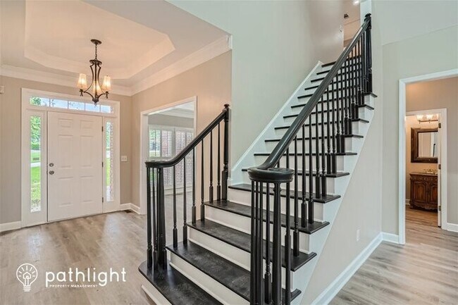 Foto del edificio - 625 Links View Dr, Sugar Hill, GA, 30518