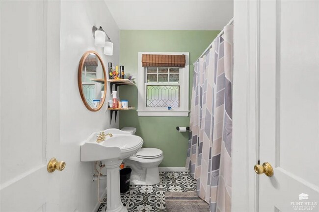 Foto del edificio - Charming Single Family Home!