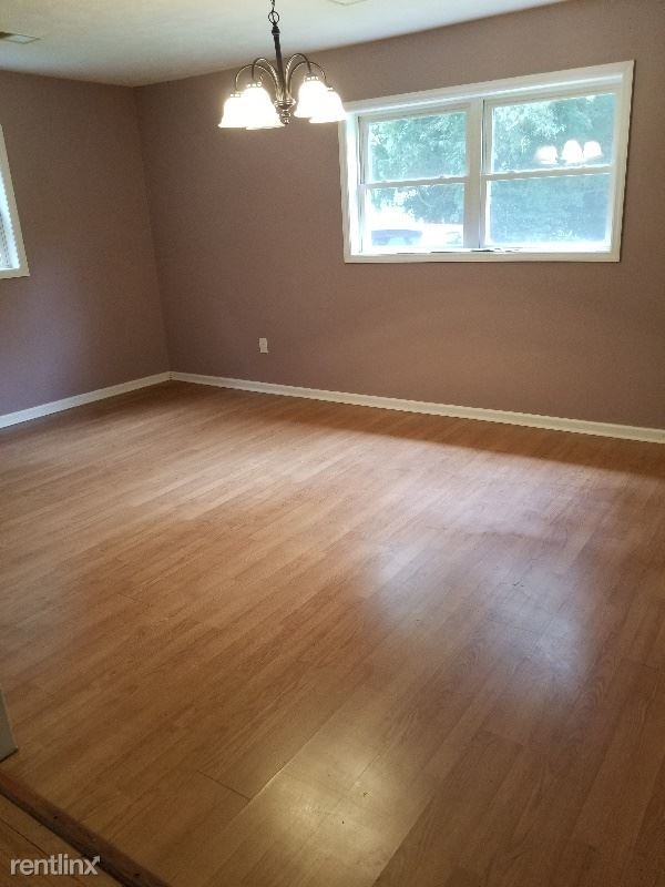 Foto del edificio - 3 br, 2 bath House - 620 Jackson Street