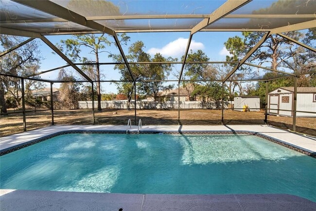 Building Photo - 15047 Woodbury Rd