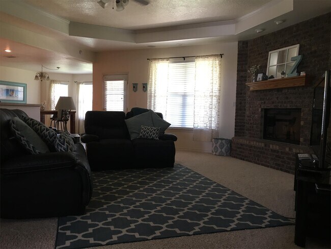 Foto del edificio - 4217 Sandstone Dr
