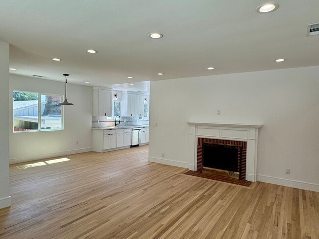 Foto del edificio - Turnkey Home