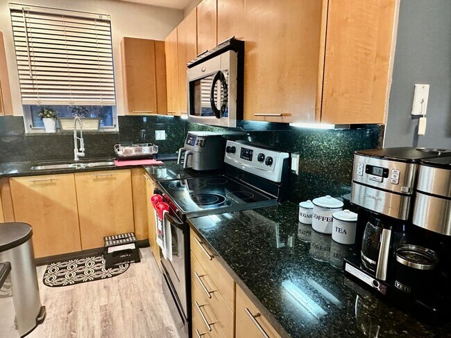 Foto del edificio - 2353 Vintage Dr