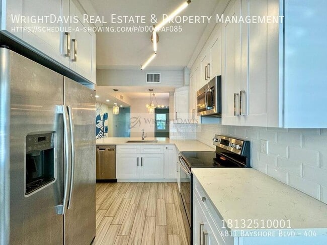 Building Photo - 4811 Bayshore Blvd