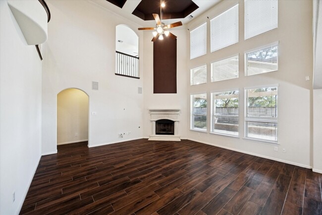 Building Photo - 5015 Blackwater Ln