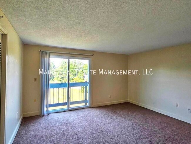 Foto del edificio - 41 River Rd