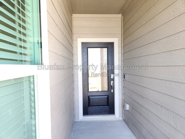 Building Photo - 13907 Sickle Rdg