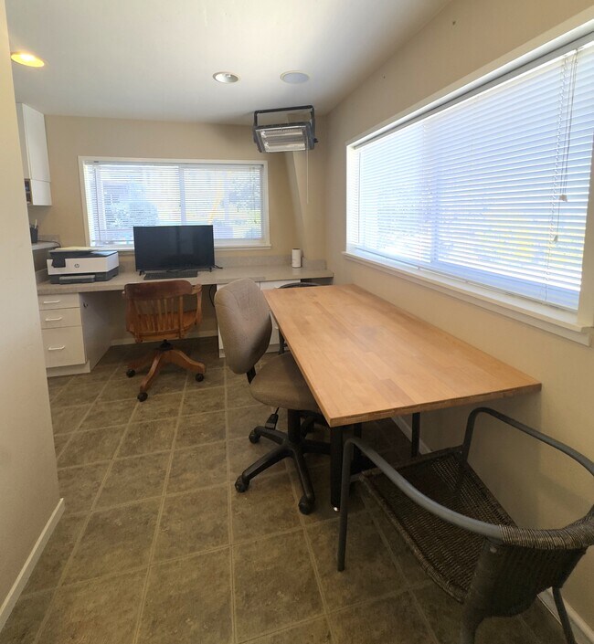 Espacio de oficina flexible - 800 Lincoln Ave