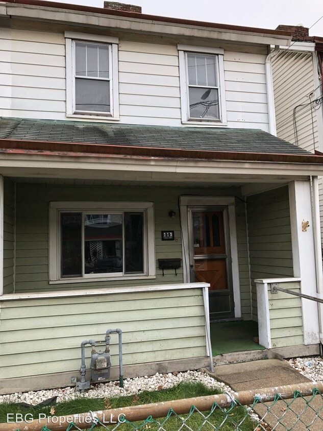 Primary Photo - 2 br, 1 bath House - 111 Orchard Street
