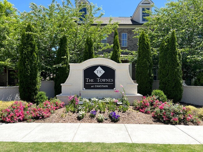 Building Photo - Stunning 3BR, 3.5 bath Townhouse Available...