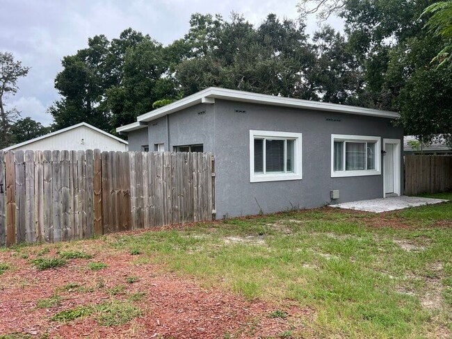 Photo - 9310 N 12th St House