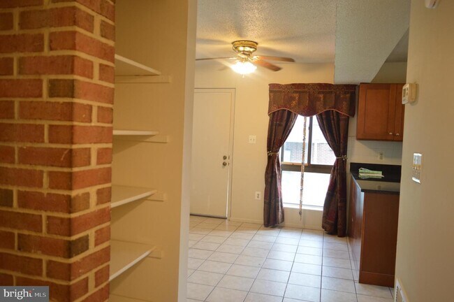 Foto del edificio - 2158 Gunsmith Terrace