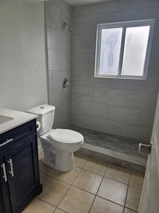 Foto del edificio - 11220 Wharf Cove Dr