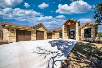 Building Photo - 315 Bluestem Cove