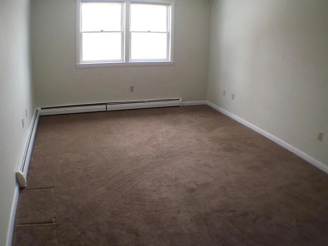 Foto del edificio - 2 Bed, 1 Bath Apartment