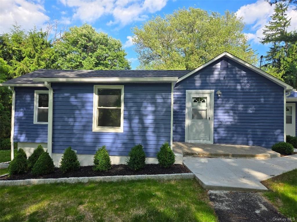 Primary Photo - 3074 Lexington Ave